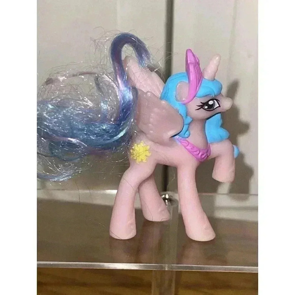 My Little Pony McDonalds Princess Celestia 2011‎ - Picture 1 of 10